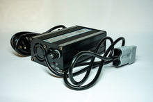 Lade das Bild in den Galerie-Viewer, Powerboxen